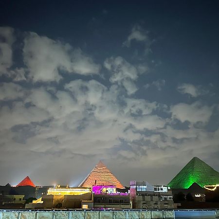 Mesho Falcon Pyramids View Inn Kafret el-Gabal Eksteriør billede